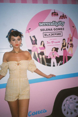 Selena Gomez - &#039;Ice Cream&#039; - Behind the Scenes || 2020