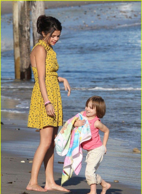 photo 8 in Selena gallery [id468319] 2012-02-21 00:00:00