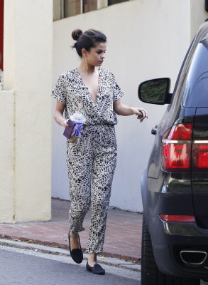 photo 18 in Selena Gomez gallery [id701076] 2014-02-21 00:00:00