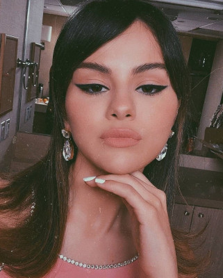 Selena Gomez pic #1249238