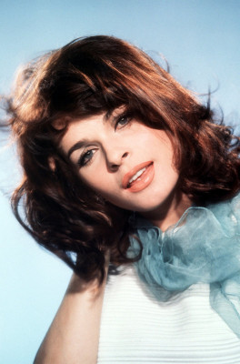 Senta Berger pic #375386