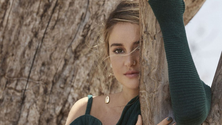 Shailene Woodley – Marie Claire UK October 2017 Issue