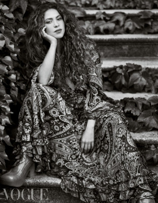 Shakira by Nico Bustos for Vogue Mexico (July 2021)