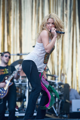 photo 26 in Shakira Mebarak gallery [id276060] 2010-06-30 00:00:00