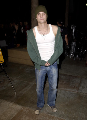 photo 22 in Shane West gallery [id662773] 2013-09-10 00:00:00