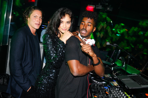 photo 17 in Shanina Shaik gallery [id851329] 2015-12-07 00:00:00