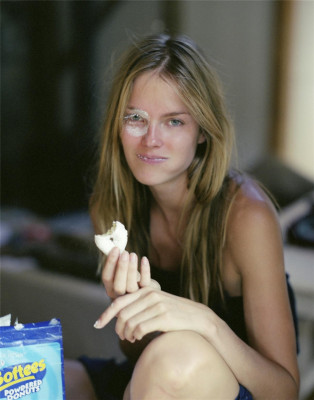 photo 10 in Shannan Click gallery [id328452] 2010-12-20 00:00:00