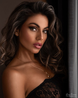 Sharina van der Vliet - Roy Froma Photoshoot (2021)