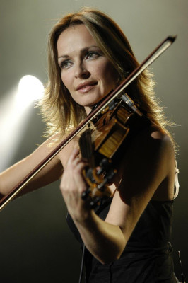 photo 13 in Sharon Corr gallery [id673006] 2013-10-23 00:00:00