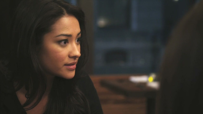 Shay Mitchell pic #812353