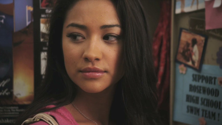 Shay Mitchell pic #813382