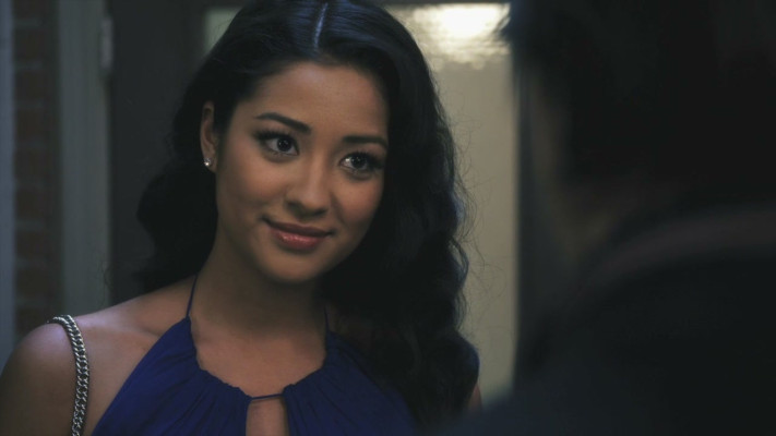 Shay Mitchell pic #818436