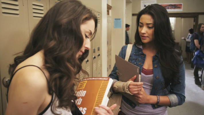 Shay Mitchell pic #813379