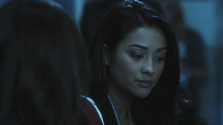 Shay Mitchell pic #820072