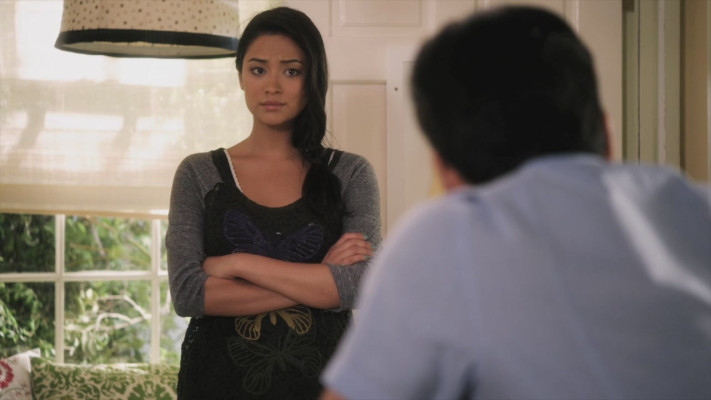 Shay Mitchell pic #820073