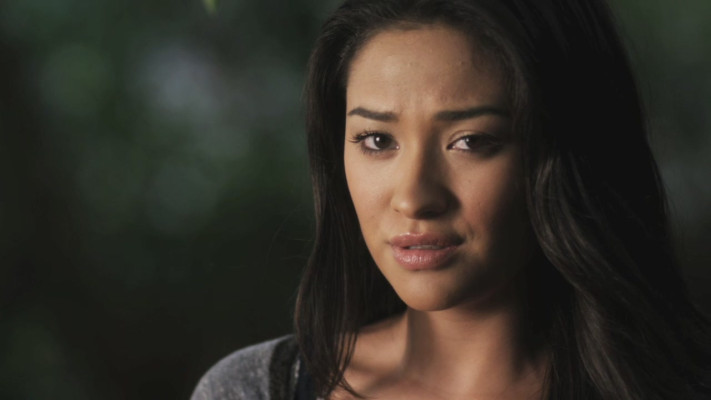 Shay Mitchell pic #818439