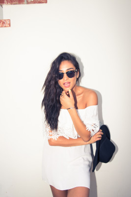 Shay Mitchell pic #826609