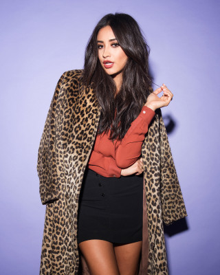 Shay Mitchell pic #838519