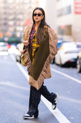 Shay Mitchell - New York 12/12/2021