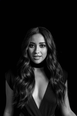 Shay Mitchell pic #883926