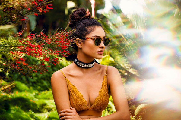 Shay Mitchell – Baublebar Jewelry 2016