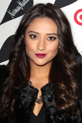 Shay Mitchell pic #588024