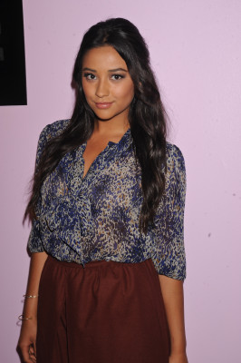 photo 17 in Shay Mitchell gallery [id419982] 2011-09-16 00:00:00