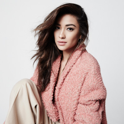photo 17 in Shay Mitchell gallery [id787234] 2015-01-25 00:00:00