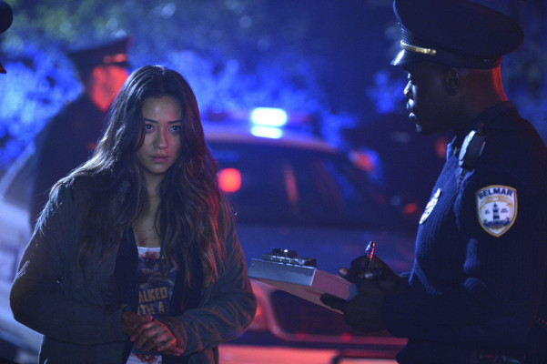 Shay Mitchell pic #830876