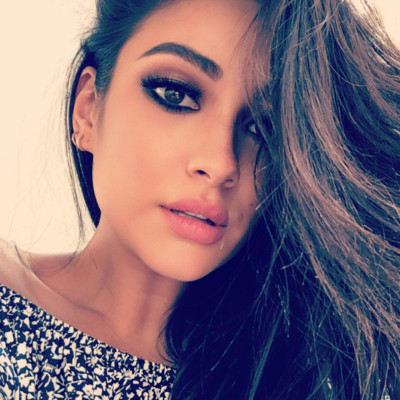 Shay Mitchell pic #874118