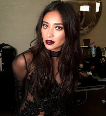 Shay Mitchell pic #891965