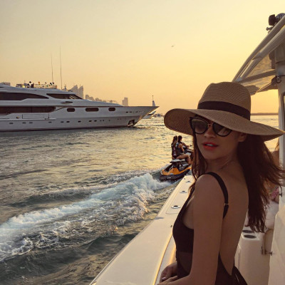 Shay Mitchell pic #909208