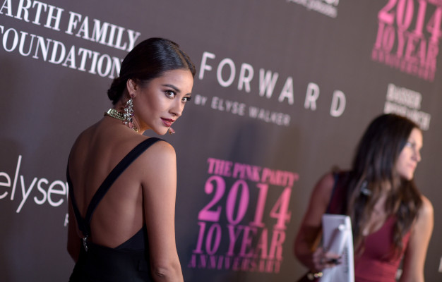 Shay Mitchell pic #841317