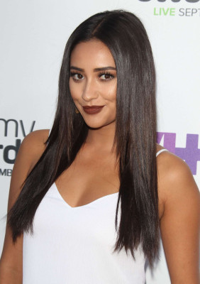 Shay Mitchell pic #831371