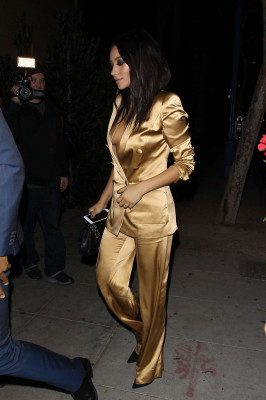 Shay Mitchell pic #920587
