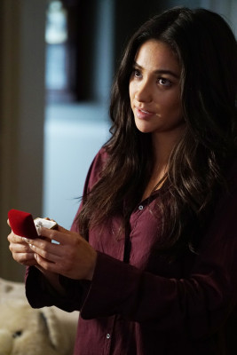 photo 4 in Shay Mitchell gallery [id992571] 2017-09-04 00:00:00