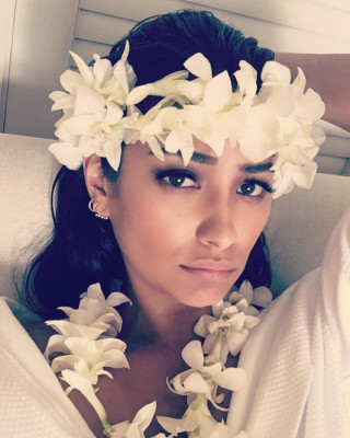 Shay Mitchell pic #872504