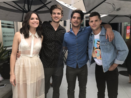photo 25 in Shelley Hennig gallery [id983539] 2017-07-24 00:00:00