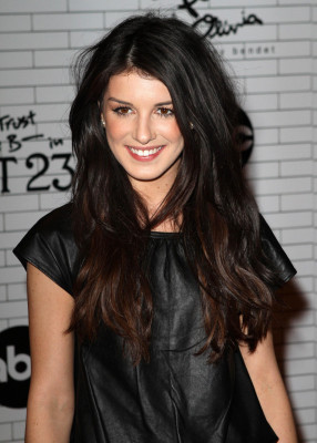 Shenae Grimes pic #496756