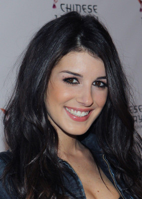Shenae Grimes pic #493778