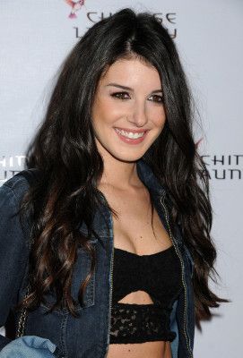 Shenae Grimes pic #493782