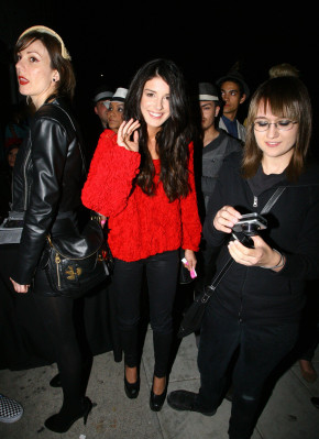 Shenae Grimes pic #489535