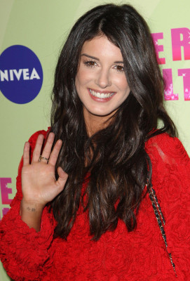 Shenae Grimes pic #489528