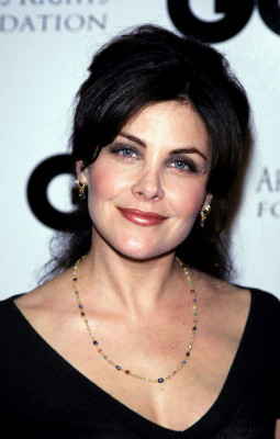 photo 5 in Sherilyn Fenn gallery [id220979] 2009-12-14 00:00:00