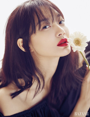 Shin Min Ah 