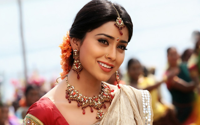 Shriya Saran pic #458599