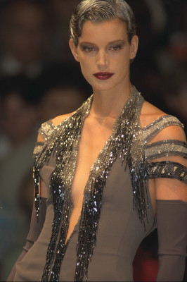 Sibyl Buck for Jean-Louis Scherrer FW 1997 couture