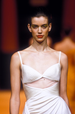 Sibyl Buck for Herve Leger S/S 1998 RTW