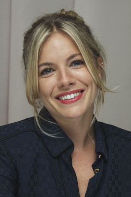 Sienna Miller pic #408759