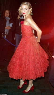 Sienna Miller pic #769960